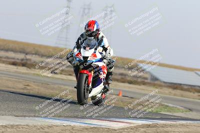 media/Nov-03-2025-Lets Ride (Mon) [[4d74c1c4d3]]/B Group/1220pm (Wheelie Bump)/